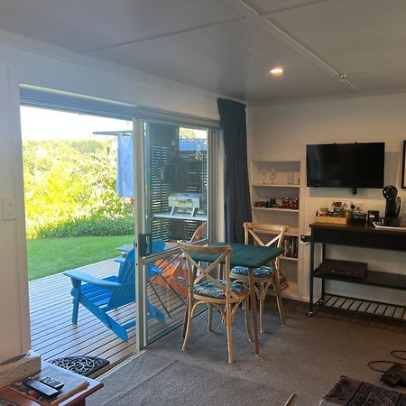 Brophys Beach Studio Whitianga Bagian luar foto