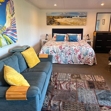 Brophys Beach Studio Whitianga Bagian luar foto
